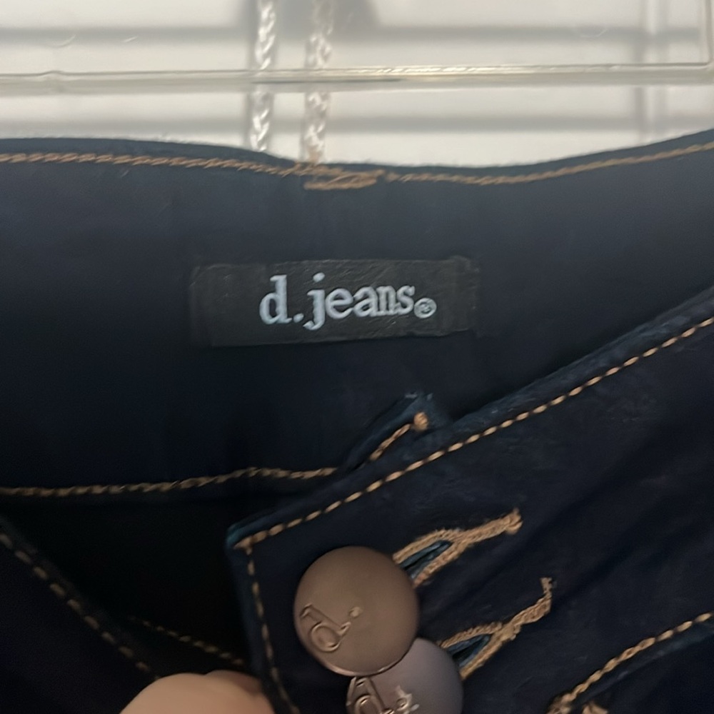 Jeans - Picture 3 of 4